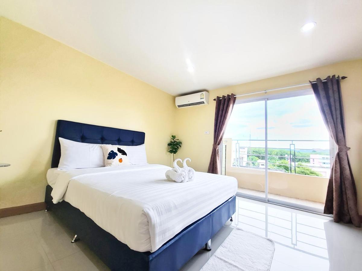 Jaroonsak Grand Hotel Транг Екстериор снимка
